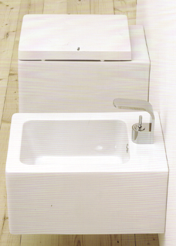NIC Design Cool Toilette