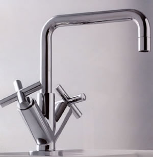 Armaturen, Duschbrausen, Waschbecken