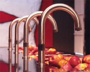 Waschbecken, Küchenarmaturen