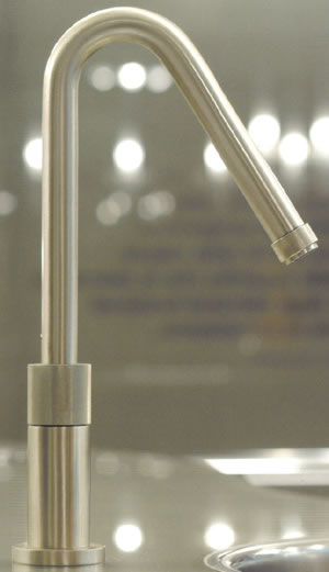 Waschbecken, Küchenarmaturen