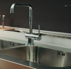 Waschbecken, Küchenarmaturen